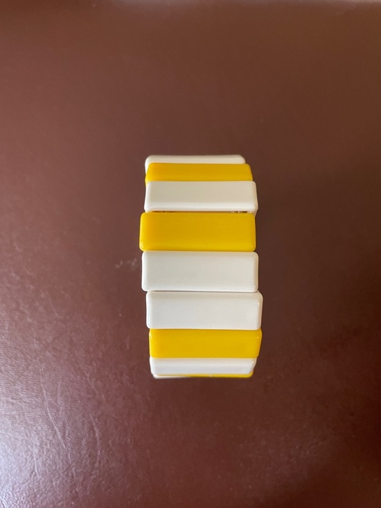 Vintage 1960 VTG Sonnet Manual Wind Watch yellow and white